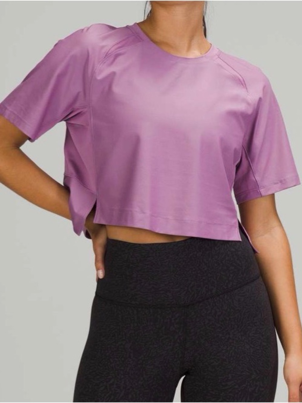 Lululemon Mesh Back Cropped Train T-Shirt 12